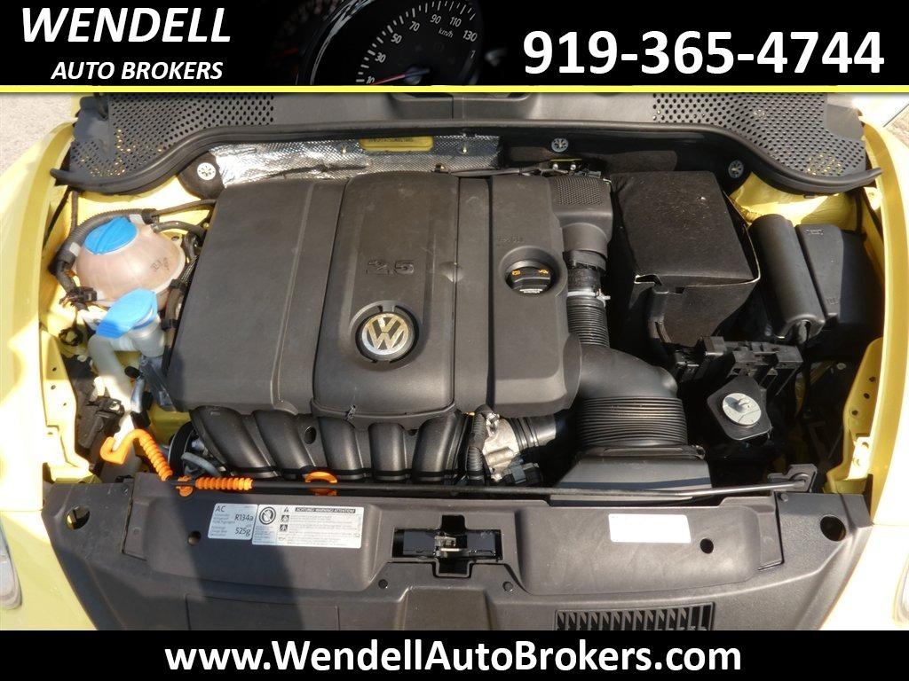 2013 Volkswagen Beetle - $11,665