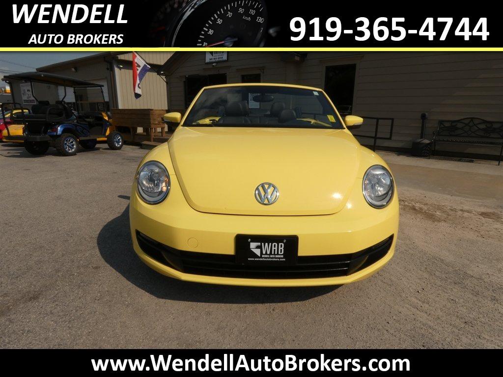 2013 Volkswagen Beetle - $11,665