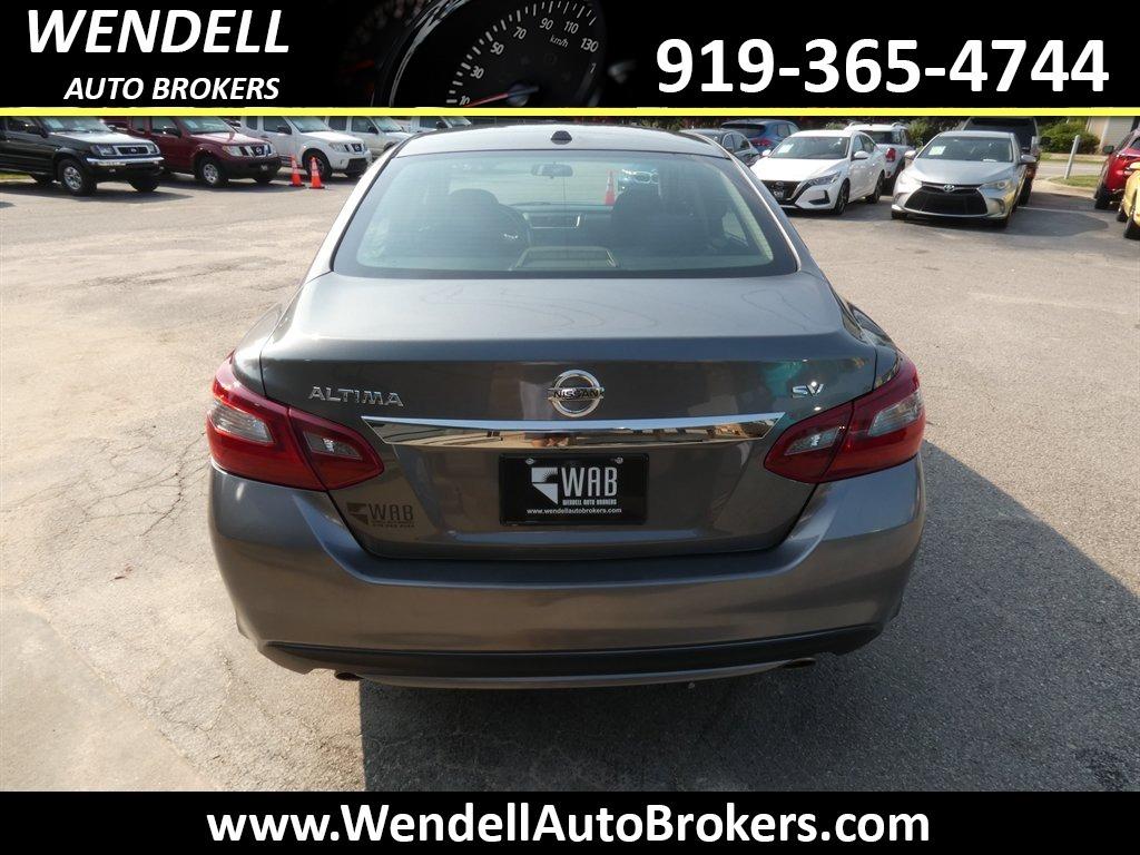 2018 Nissan Altima - $12,485