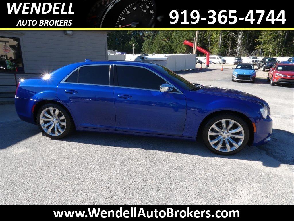 2018 Chrysler 300 - $17,624