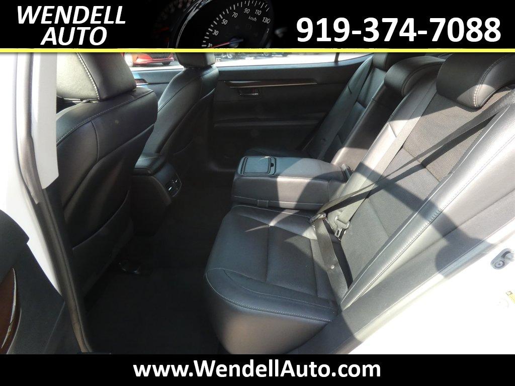 2013 Lexus ES