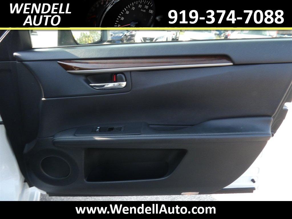 2013 Lexus ES