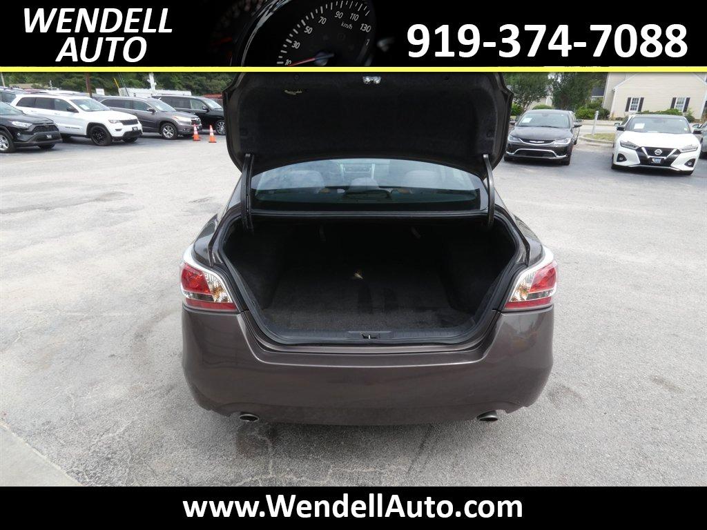 2015 Nissan Altima - $7,714