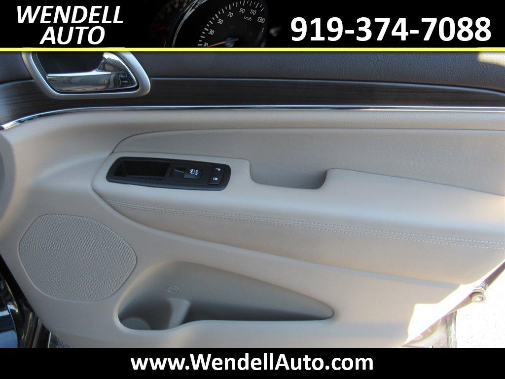 2014 Jeep Grand Cherokee Overland photo