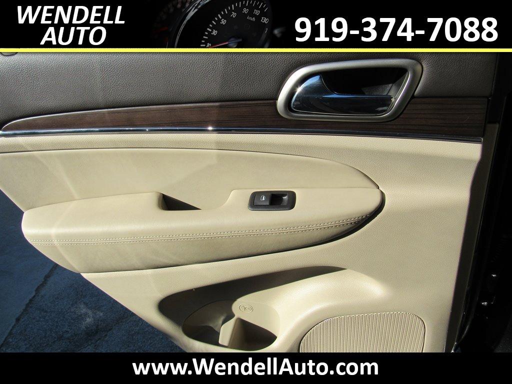 2014 Jeep Grand Cherokee Overland photo