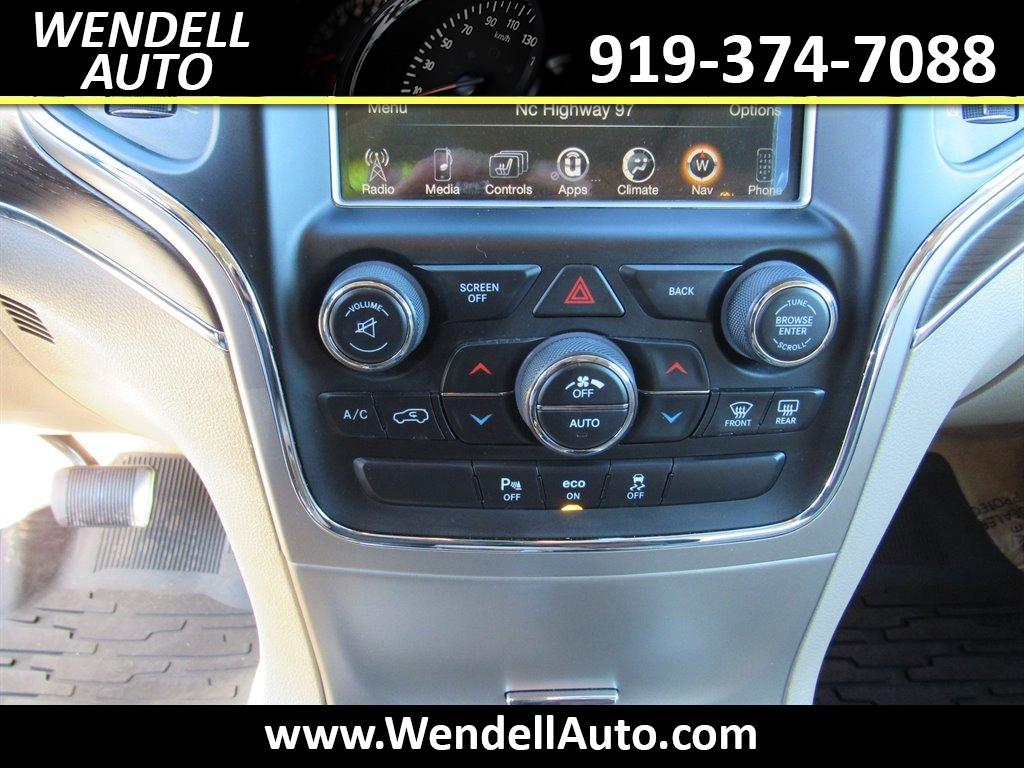 2014 Jeep Grand Cherokee Overland photo
