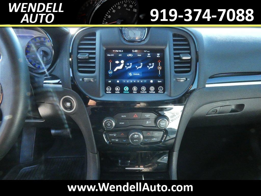 2019 Chrysler 300 - $11,995