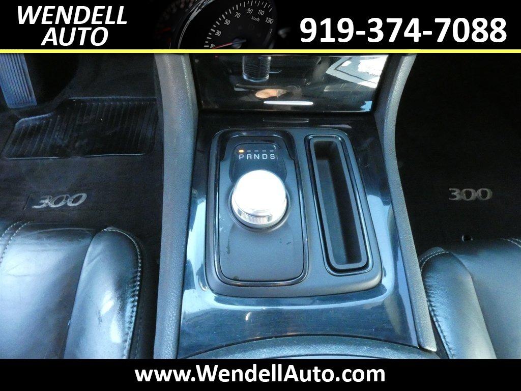 2019 Chrysler 300 - $11,995
