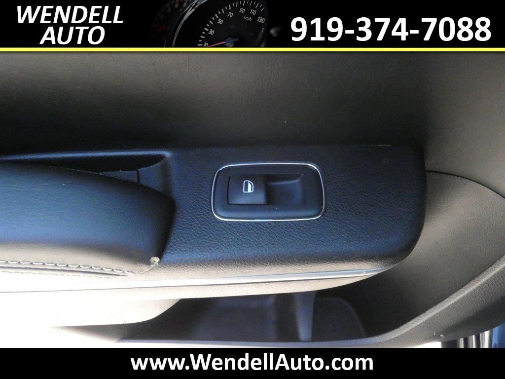 2019 Chrysler 300 - $11,995