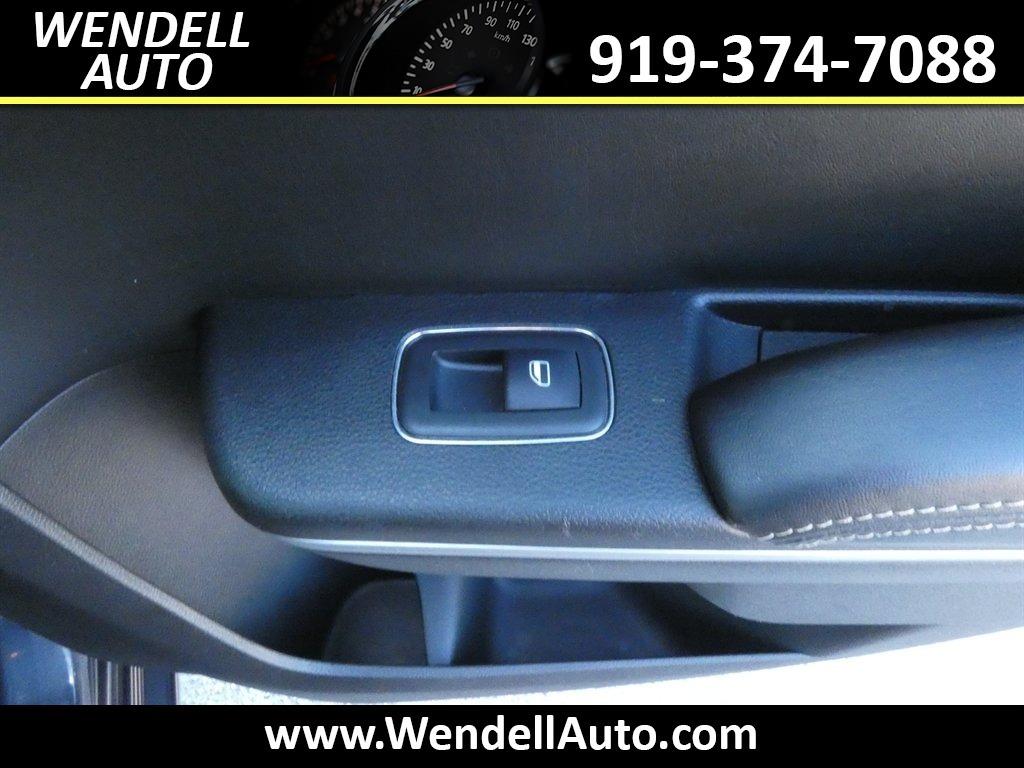 2019 Chrysler 300 - $11,995
