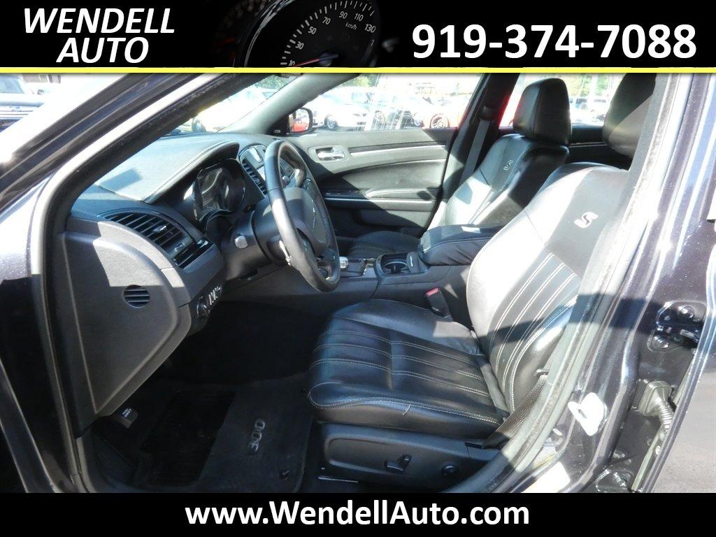 2019 Chrysler 300 - $11,995