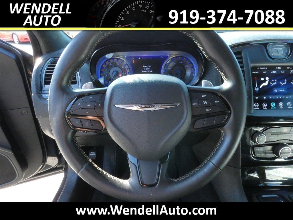 2019 Chrysler 300 - $11,995