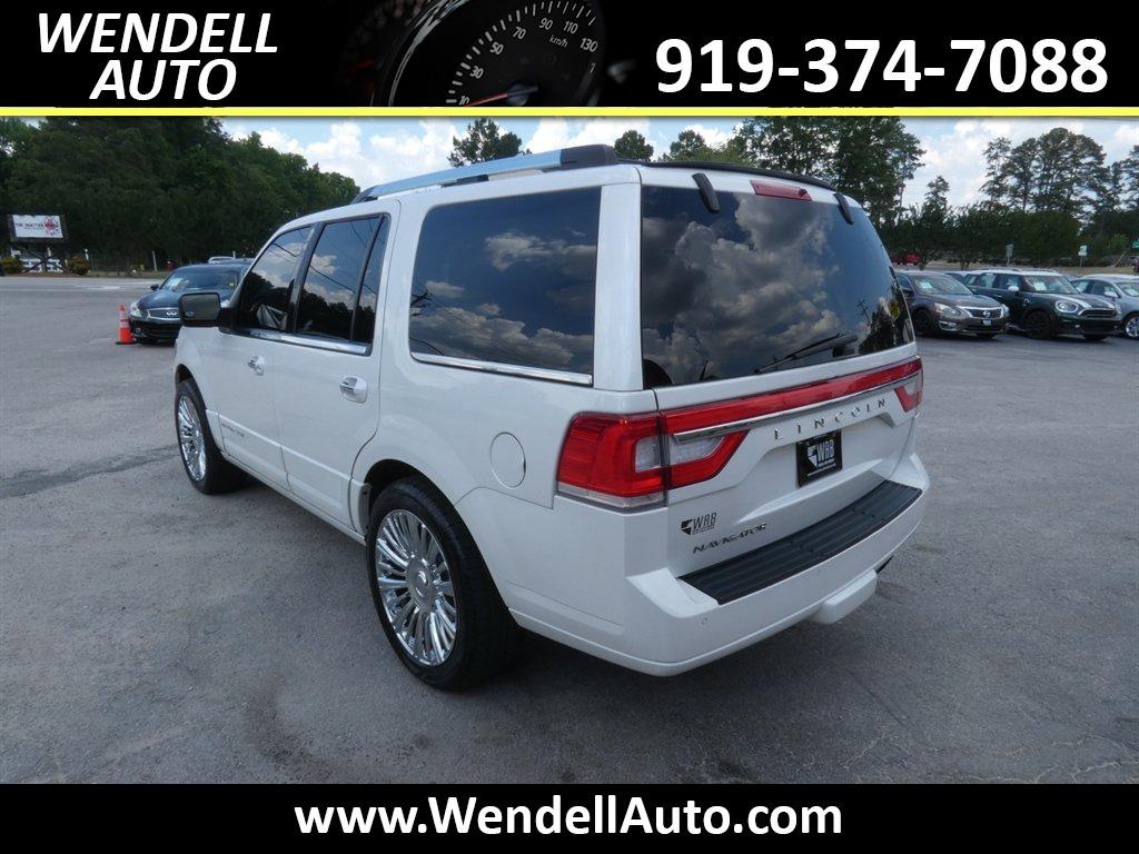 2017 Lincoln Navigator - $17,265