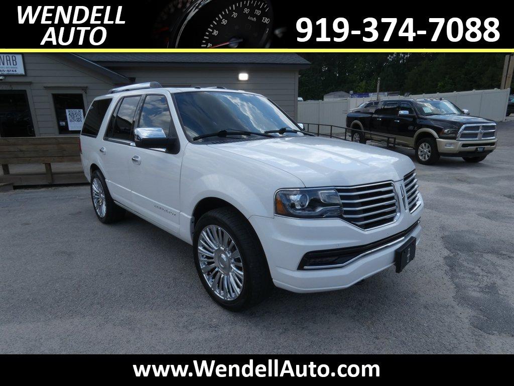 2017 Lincoln Navigator - $17,265