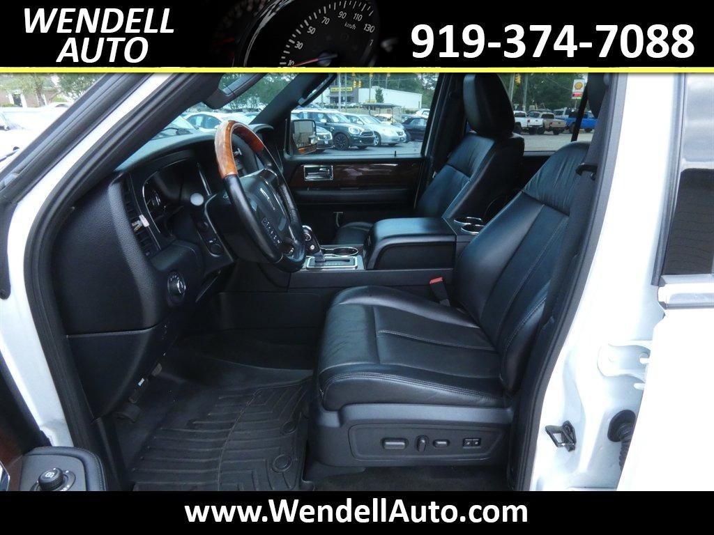2017 Lincoln Navigator - $17,265