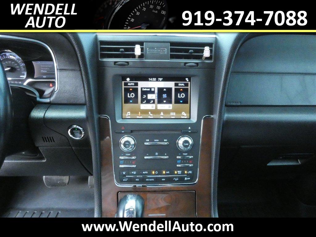 2017 Lincoln Navigator - $17,265