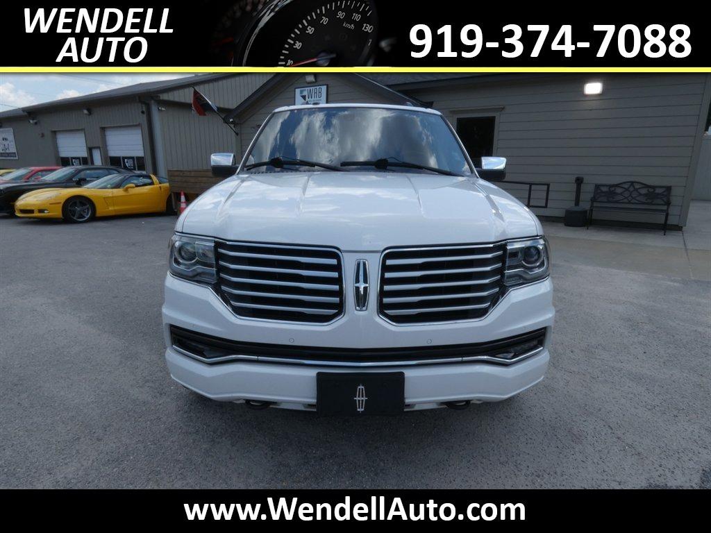 2017 Lincoln Navigator - $17,265