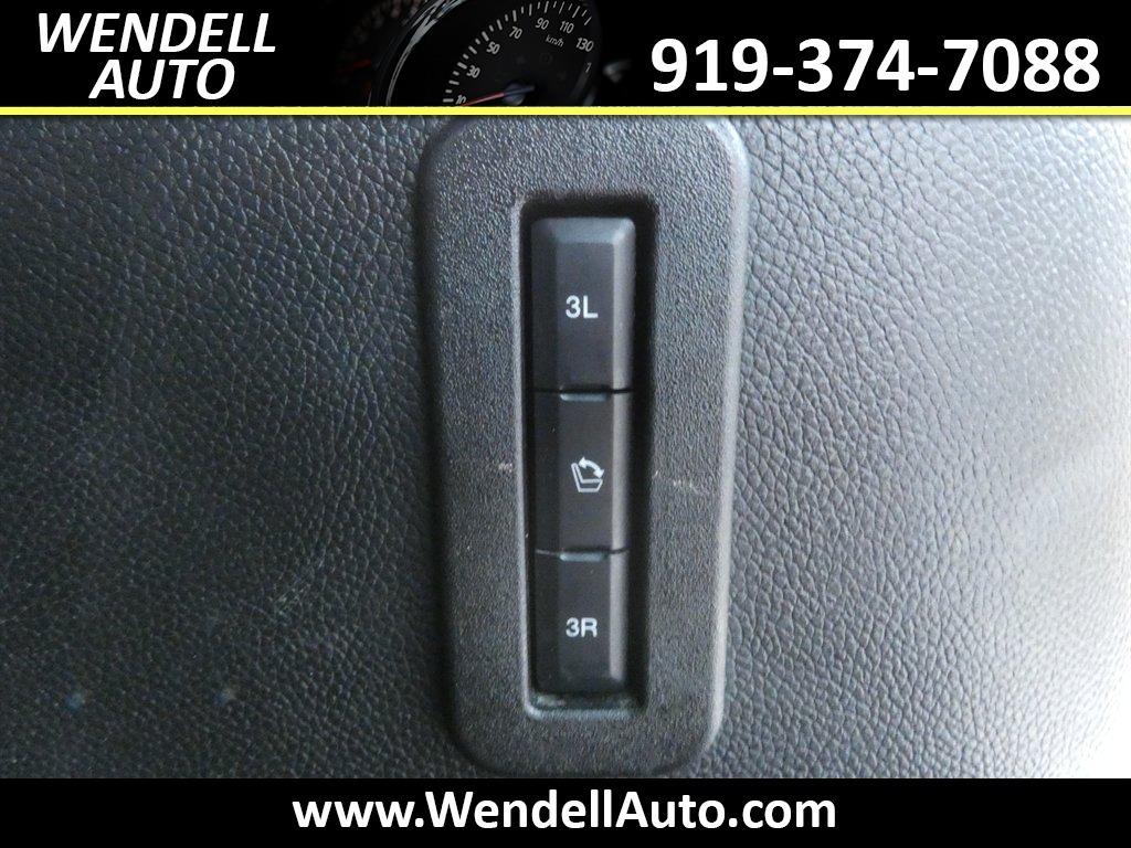 2017 Lincoln Navigator - $17,265