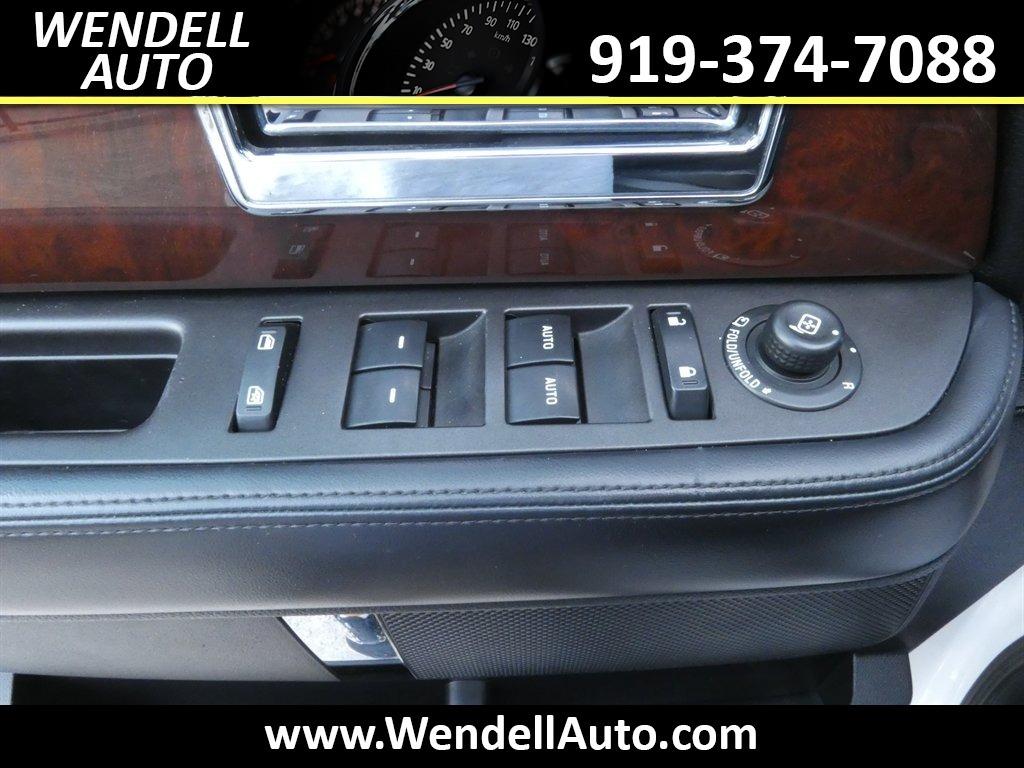 2017 Lincoln Navigator - $17,265