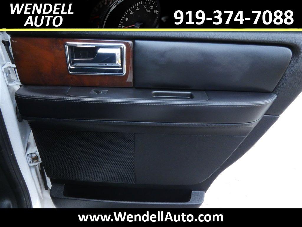 2017 Lincoln Navigator - $17,265