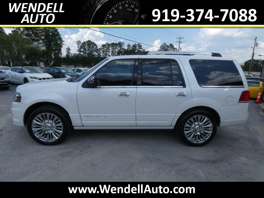 2017 Lincoln Navigator - $17,265