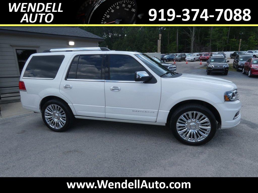 2017 Lincoln Navigator - $17,265