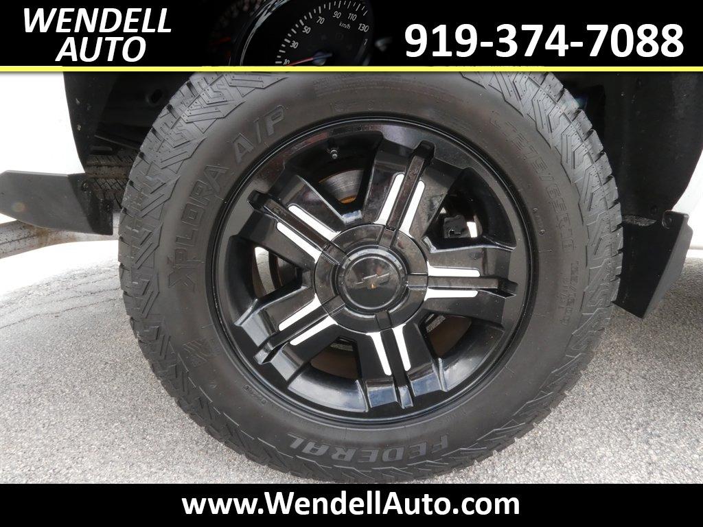 2014 Chevrolet Silverado - $16,865