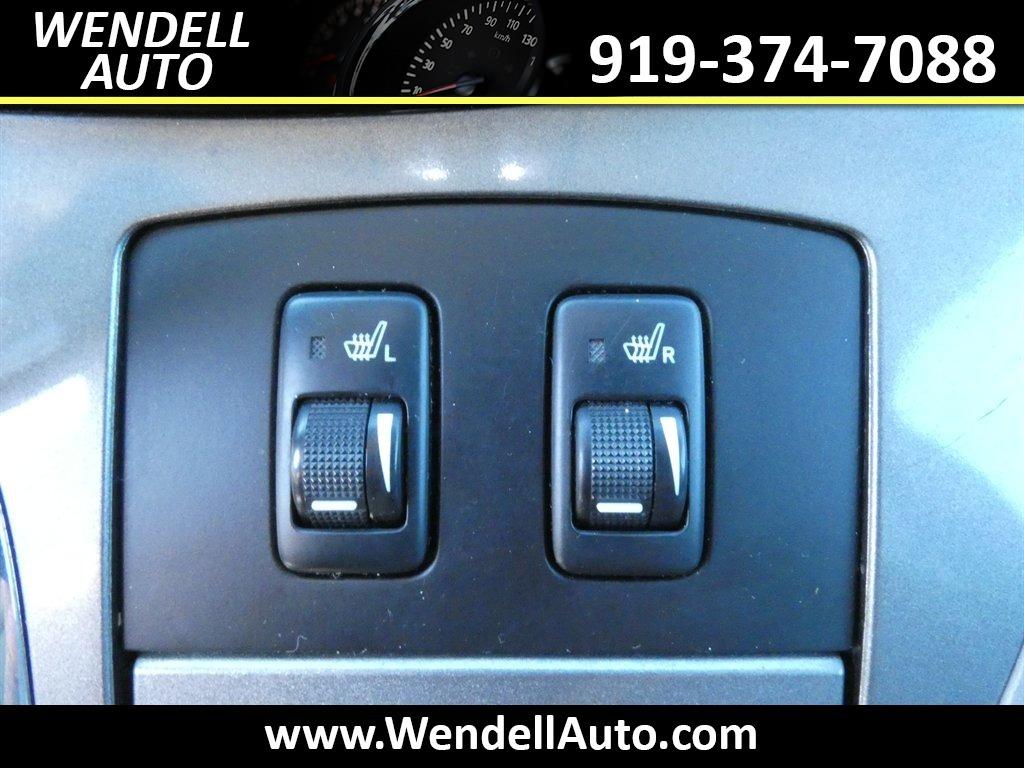 2006 Toyota Sienna - $5,995