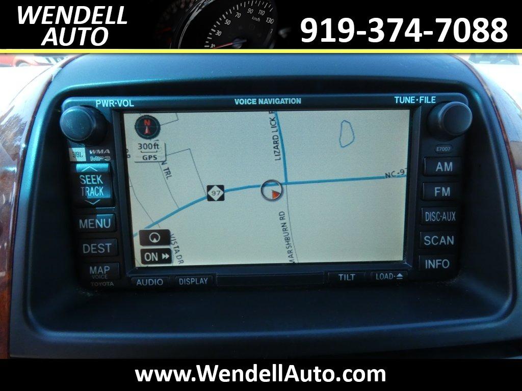 2006 Toyota Sienna - $5,995