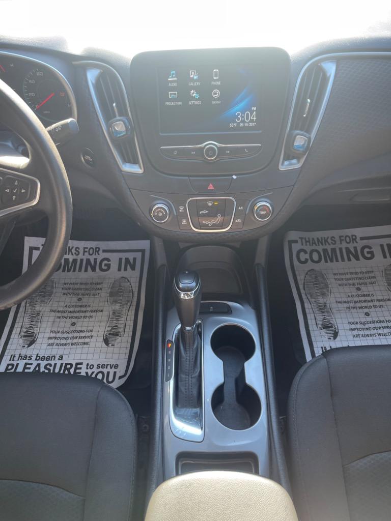 2016 Chevrolet Malibu LS photo
