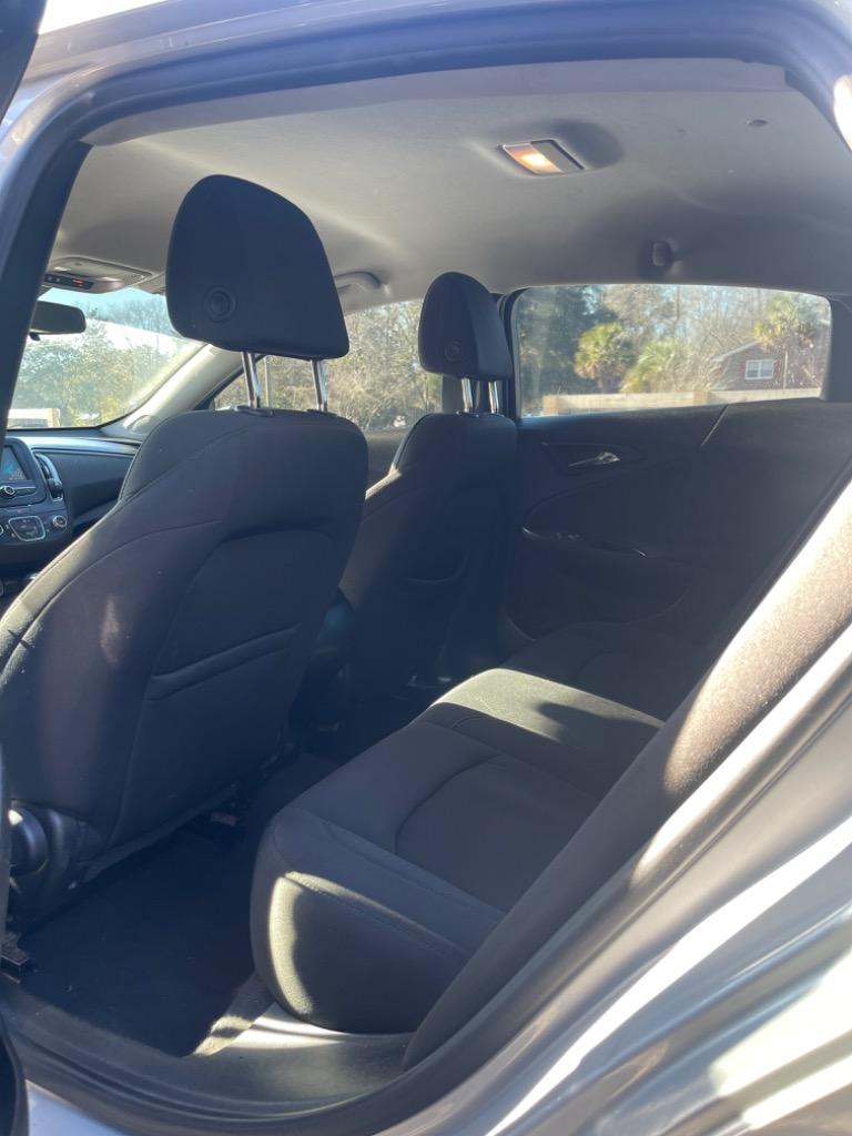 2016 Chevrolet Malibu LS photo