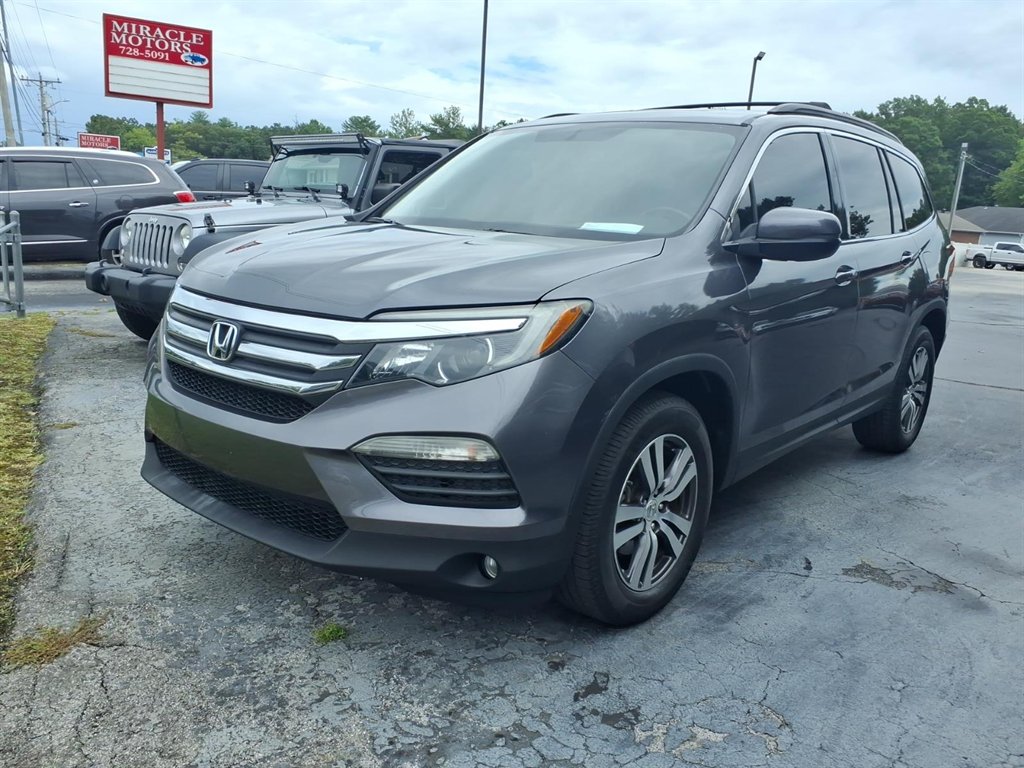 2016 Honda Pilot - $18,995