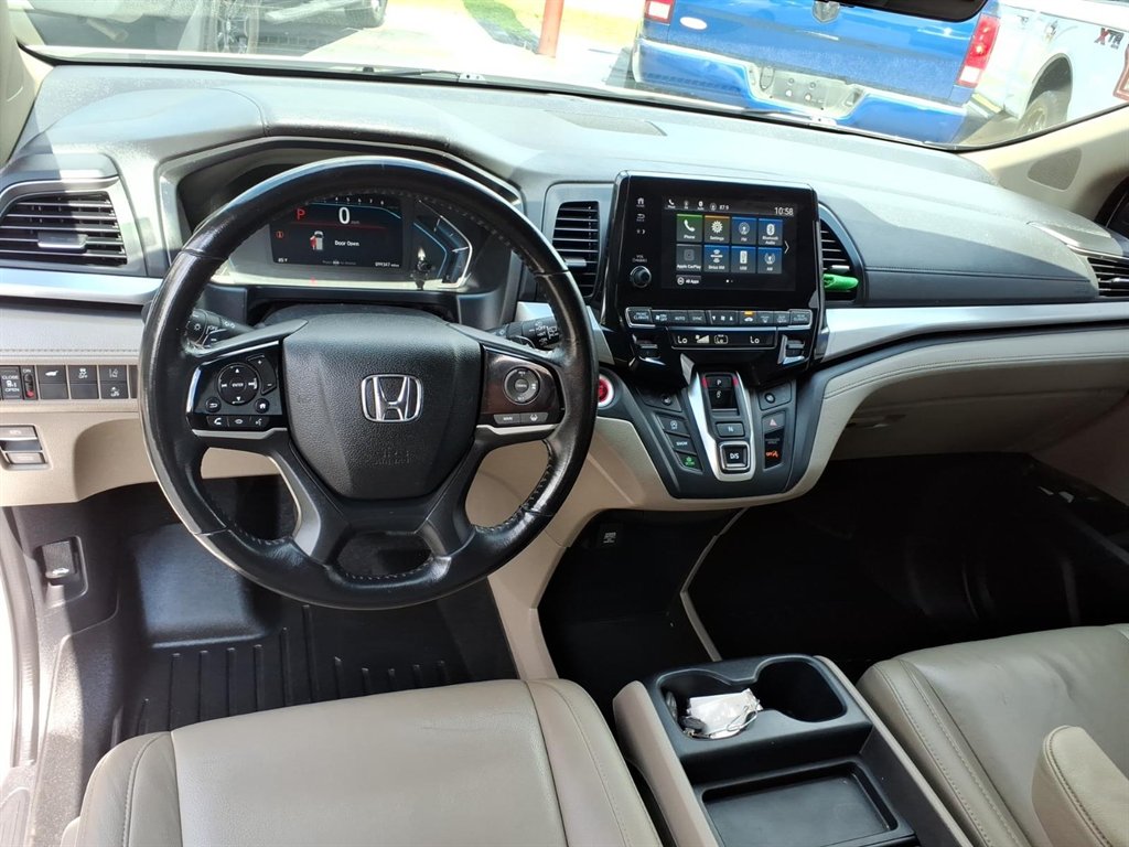 2020 Honda Odyssey - $25,995
