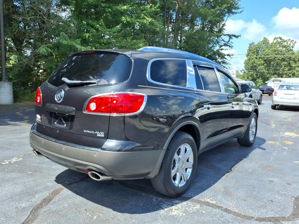 2010 Buick Enclave - $10,995