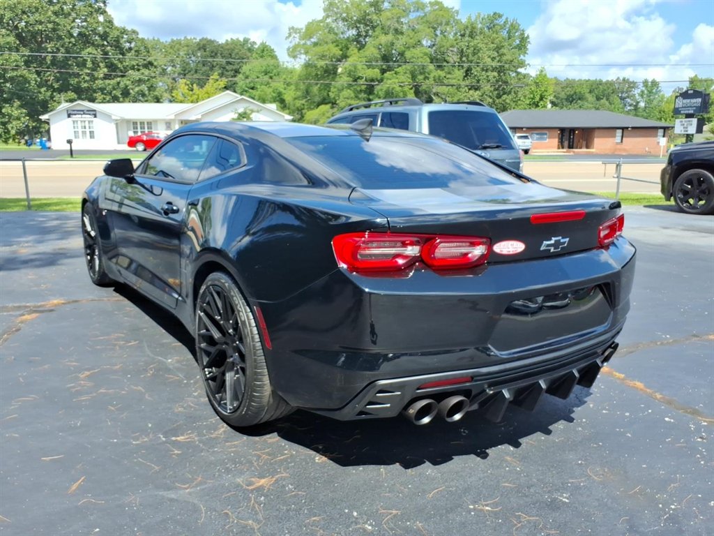 2019 Chevrolet Camaro - $17,995