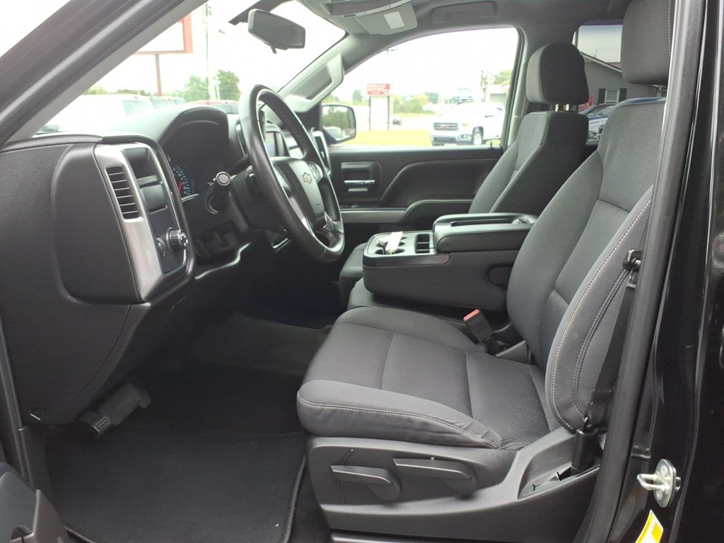 2018 Chevrolet Silverado - $20,995