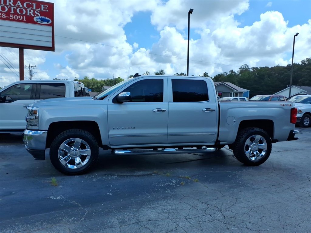 2016 Chevrolet Silverado - $22,995