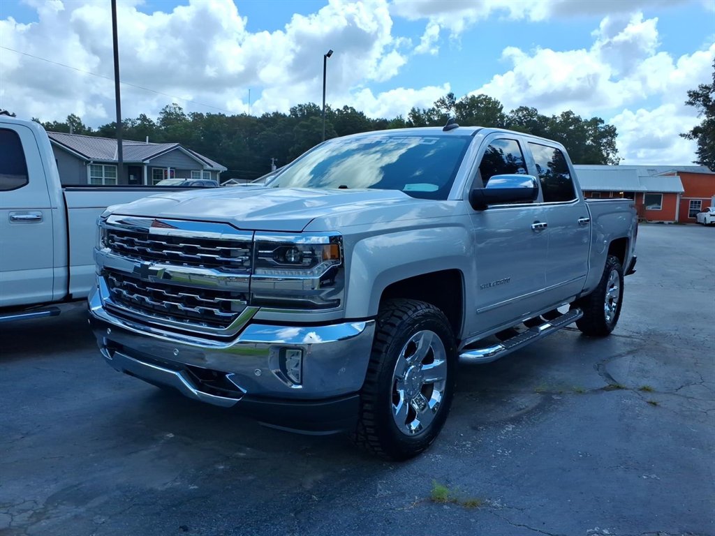 2016 Chevrolet Silverado - $22,995