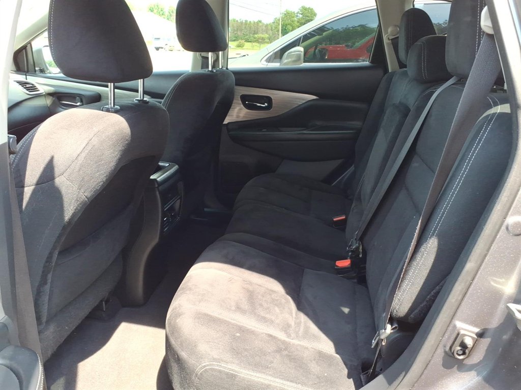 2017 Nissan Murano - $16,995