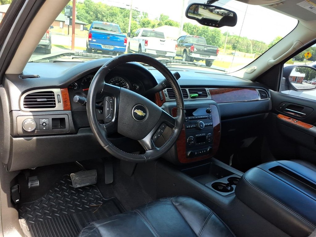 2010 Chevrolet Silverado - $15,995