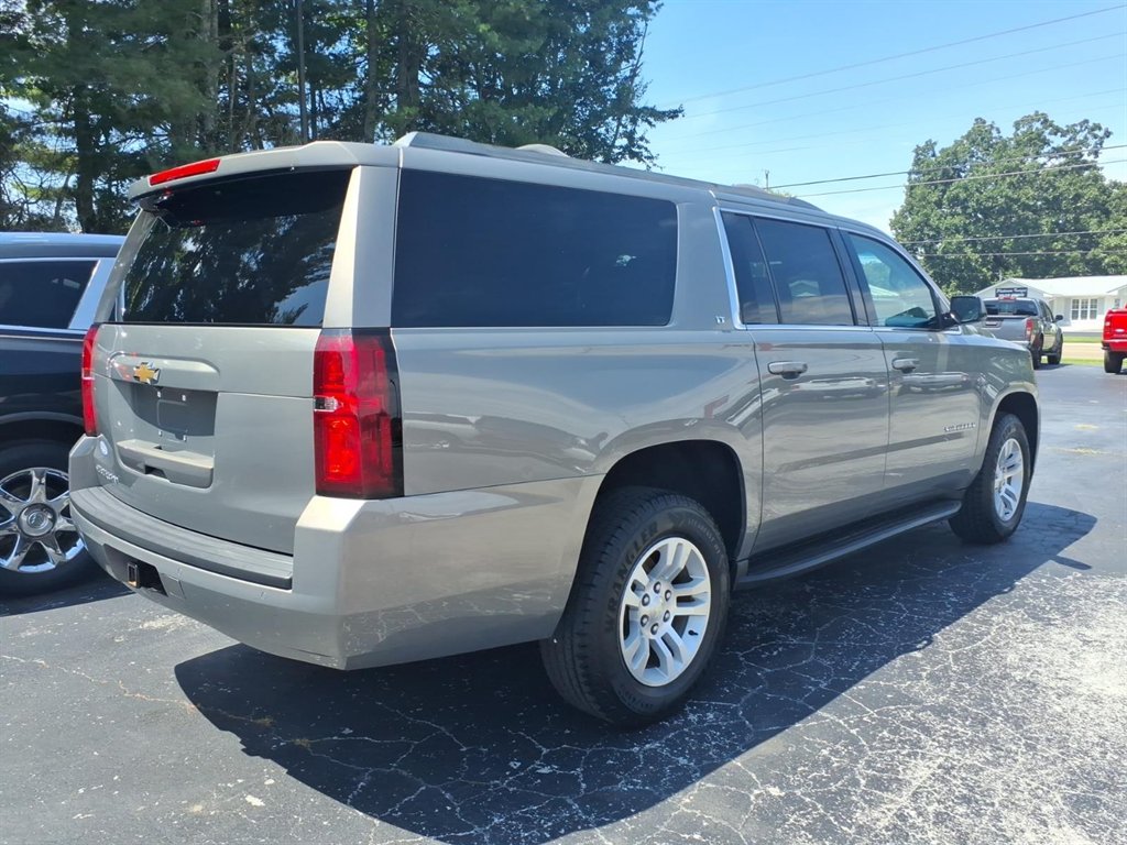 2018 Chevrolet Suburban - $23,995