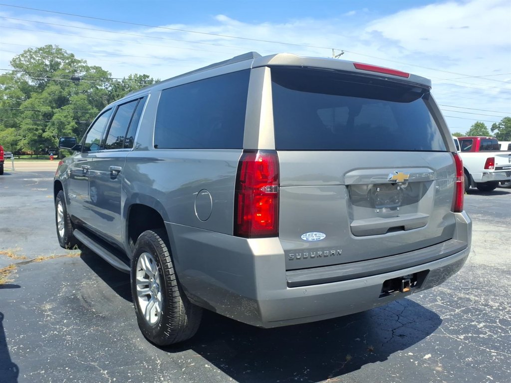 2018 Chevrolet Suburban - $23,995