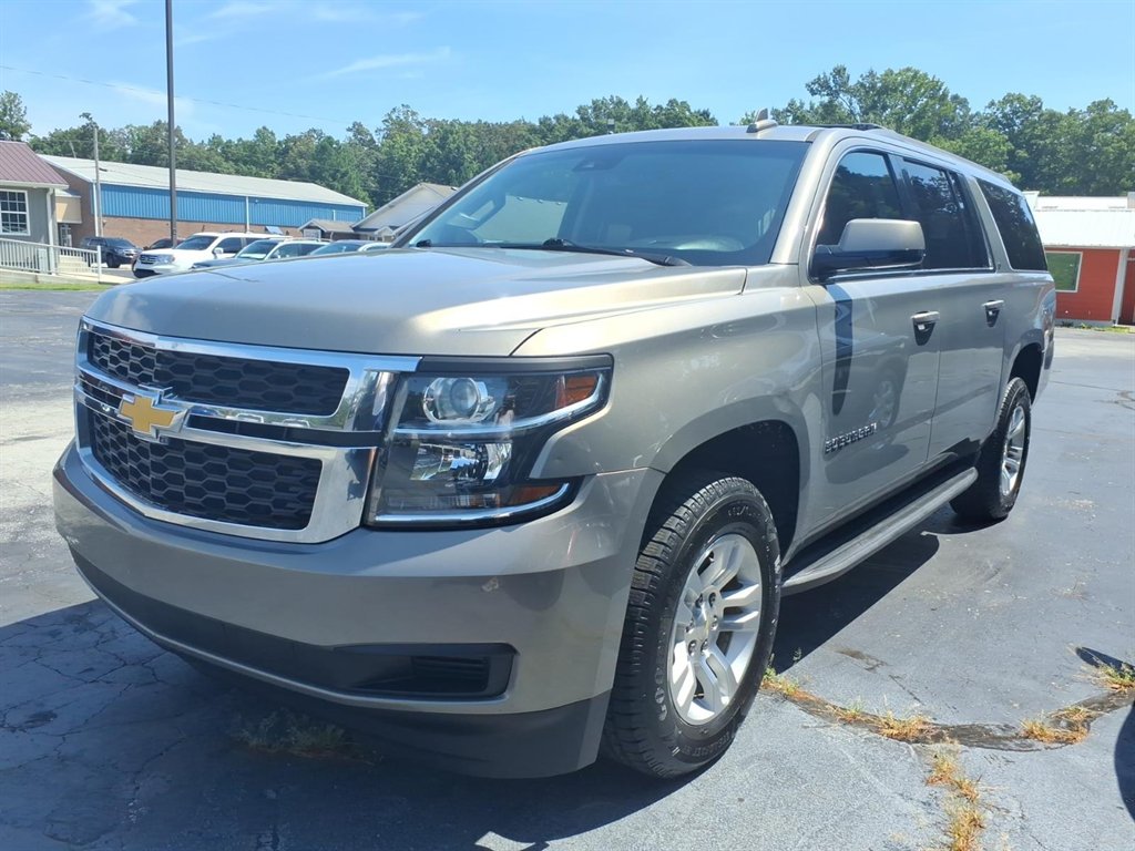 2018 Chevrolet Suburban - $23,995