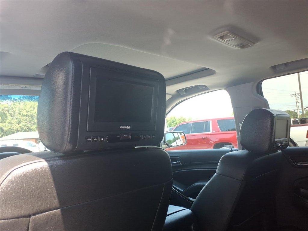 2018 Chevrolet Suburban - $23,995
