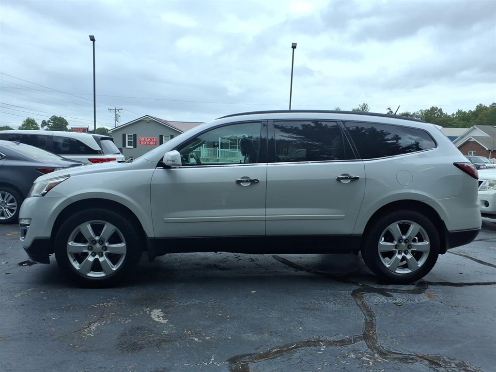 2016 Chevrolet Traverse - $12,995