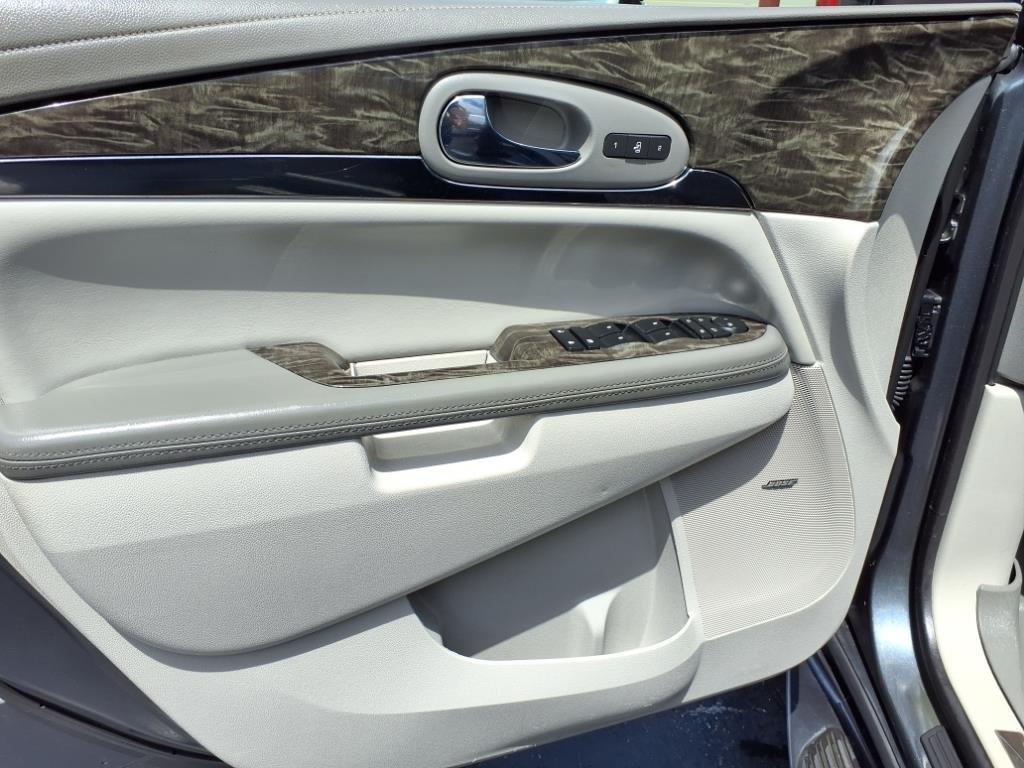 2013 Buick Enclave Premium photo