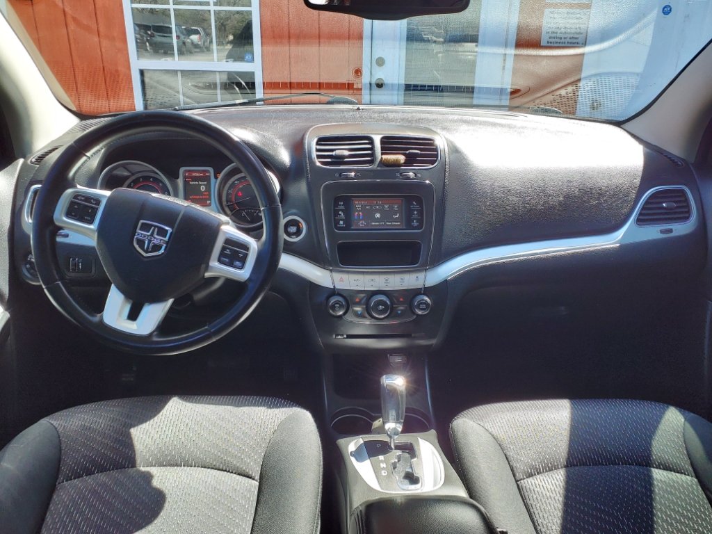 2016 Dodge Journey Crossroad photo