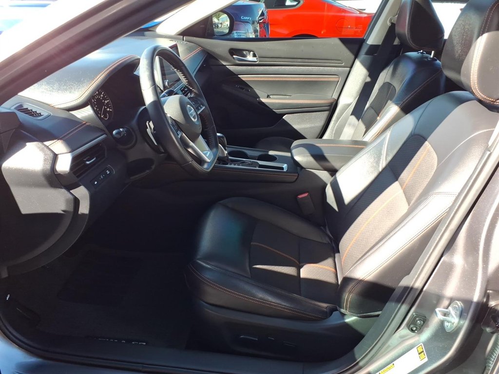 2020 Nissan Altima - $18,995
