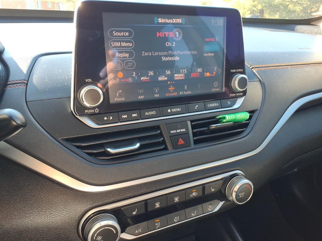 2020 Nissan Altima - $18,995