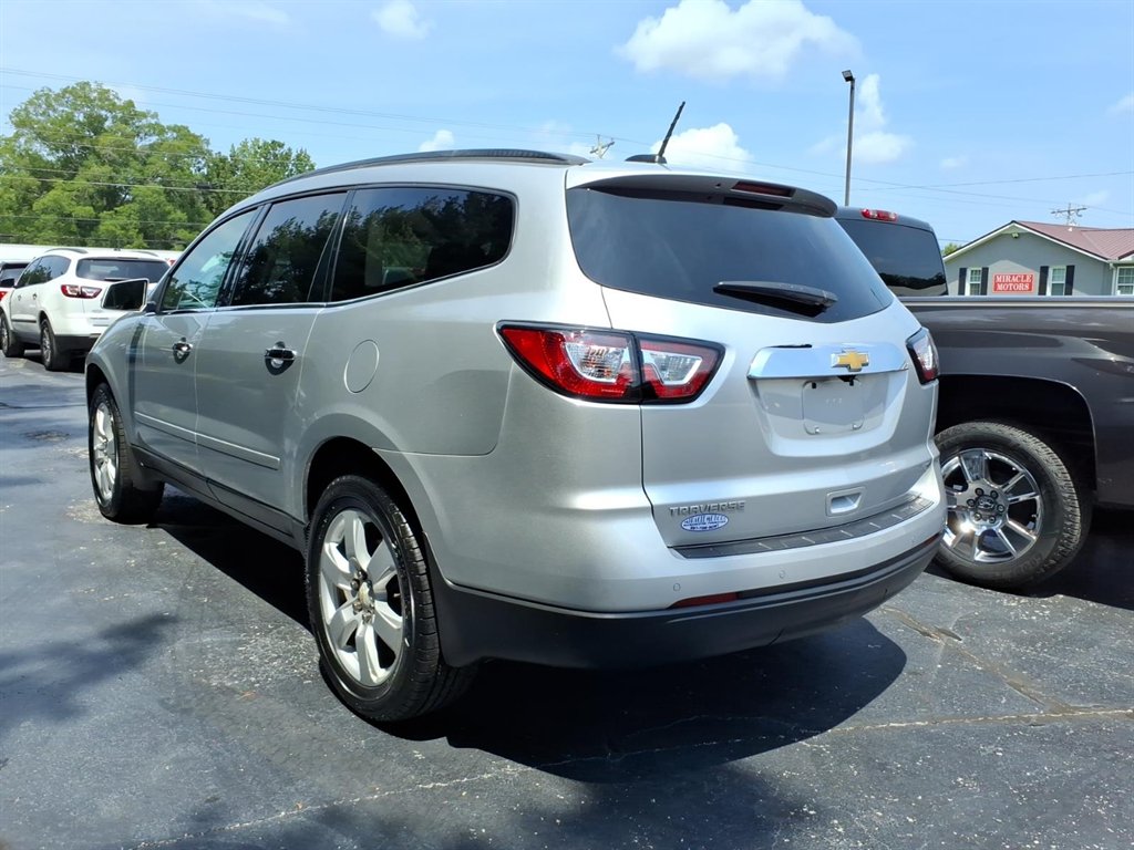 2017 Chevrolet Traverse - $12,995